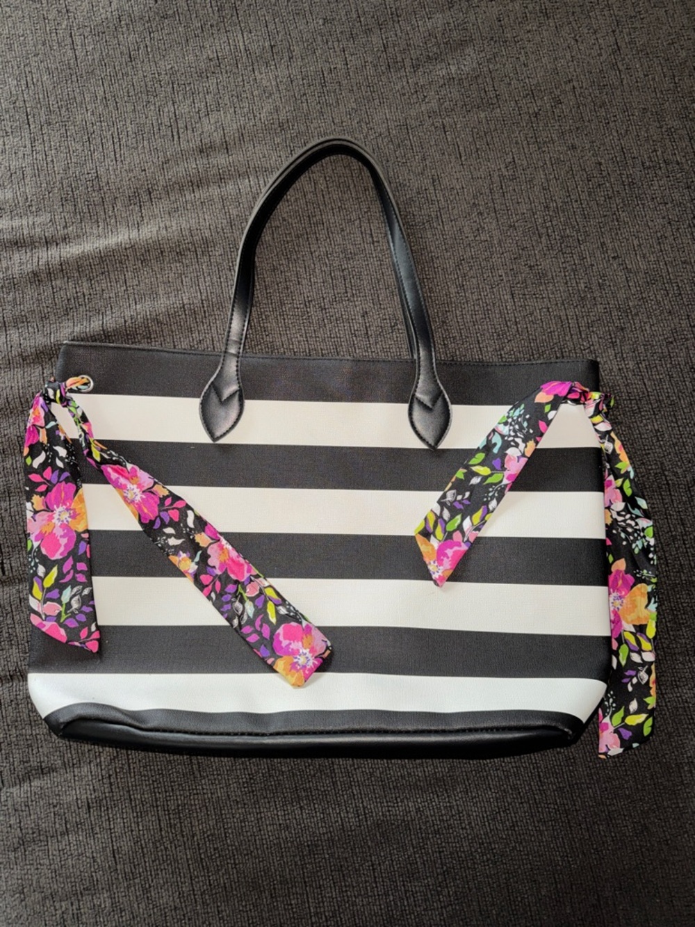 Source Unknown Black & White Striped Tote with Floral Scarf Ties